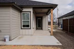 380 N Dallas St, Palmer, TX 75152 - Photo 9