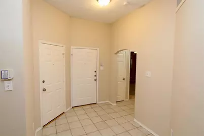 4713 Barnhill Lane, Fort Worth, TX 76135 - Photo 3