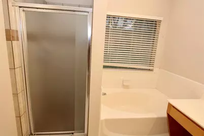 4713 Barnhill Lane, Fort Worth, TX 76135 - Photo 13