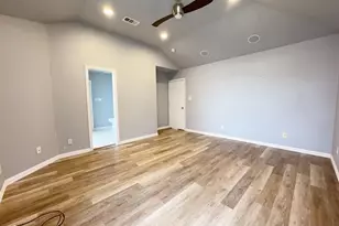 1365 Mimosa Ln, Lewisville, TX 75077 - Photo 9