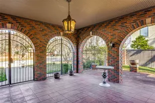 2809 Park Hill Dr, Fort Worth, TX 76109 - Photo 5