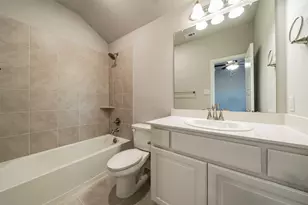 6406 Rienzi Dr, Greenville, TX 75402 - Photo 9