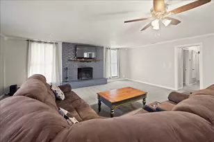 100 Sands Dr, Azle, TX 76020 - Photo 29