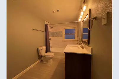 611 Harrisdale Avenue, River Oaks, TX 76114 - Photo 9