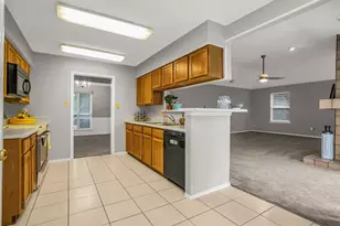 1611 Piedmont Pl, Carrollton, TX 75007 - Photo 19