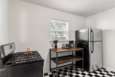 2739 Livingston Avenue, Fort Worth, TX 76110 - Photo 13