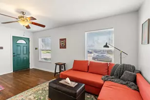 2739 Livingston Ave, Fort Worth, TX 76110 - Photo 5