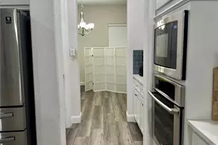 12569 Royal Oaks Ln, Farmers Branch, TX 75234 - Photo 7