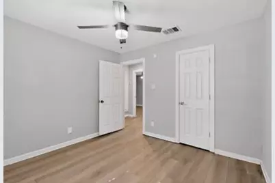 445 Bolero Avenue, Dallas, TX 75217 - Photo 31