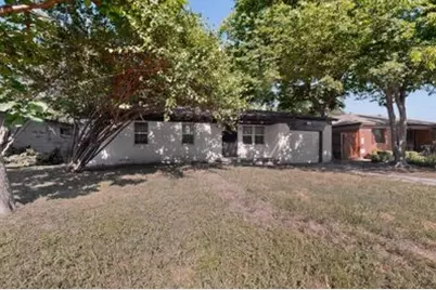 445 Bolero Avenue, Dallas, TX 75217 - Photo 3
