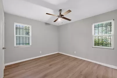 445 Bolero Avenue, Dallas, TX 75217 - Photo 5