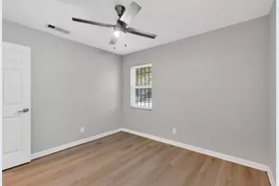 445 Bolero Avenue, Dallas, TX 75217 - Photo 29