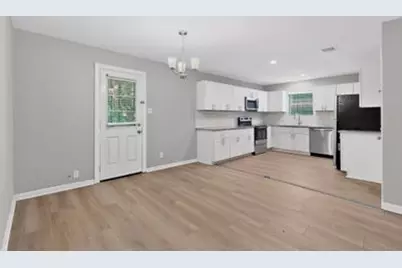 445 Bolero Avenue, Dallas, TX 75217 - Photo 13