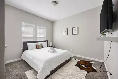 5006 Colonial Avenue, Dallas, TX 75215 - Photo 19