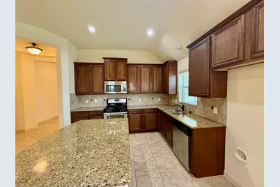 2212 Gregory Creek Drive, Little Elm, TX 75068 - Photo 7