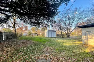 1203 Belvedere Dr, Arlington, TX 76010 - Photo 13