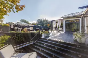 10585 Pagewood Dr, Dallas, TX 75230 - Photo 33