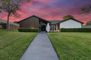 16825 Park Hill Dr, Dallas, TX 75248 - Photo 1