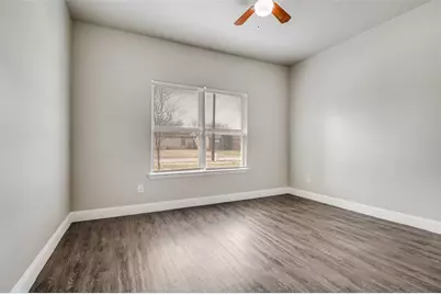 1812 Carrington Drive, Glenn Heights, TX 75154 - Photo 9