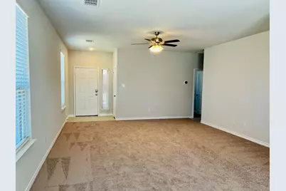 804 Peaceful Brook Drive, Fort Worth, TX 76140 - Photo 5