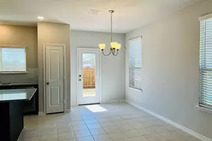 804 Peaceful Brk Dr, Fort Worth, TX 76140 - Photo 9