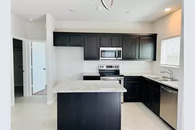 804 Peaceful Brook Drive, Fort Worth, TX 76140 - Photo 7