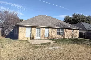 918 Gwinnett Cir, Arlington, TX 76017 - Photo 17