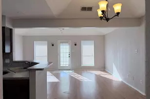 918 Gwinnett Cir, Arlington, TX 76017 - Photo 3