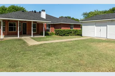 12187 Rolling Oaks Drive, Whitney, TX 76692 - Photo 13