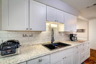 307 E McCoulskey Street, Terrell, TX 75160 - Photo 9