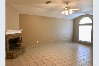 524 Caravan Drive, Fort Worth, TX 76131 - Photo 7