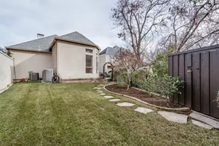 15 Wooded Gate Dr, Dallas, TX 75230 - Photo 33