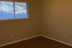 5410 Kings Mnr Dr, Lake Dallas, TX 75065 - Photo 23