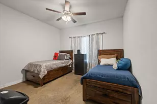 213 S Baugh St, Alvarado, TX 76009 - Photo 21