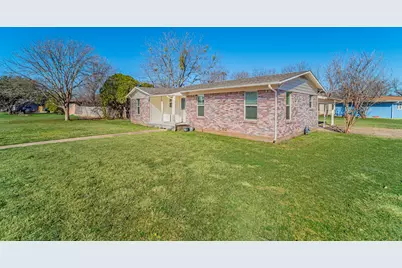 900 Elizabeth Boulevard, Granbury, TX 76048 - Photo 13