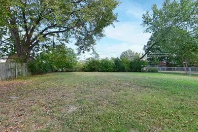 1304 Skyline Drive, Greenville, TX 75401 - Photo 15