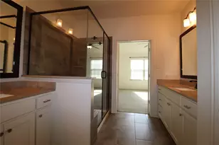 2401C Ct Dr, Carrollton, TX 75010 - Photo 17