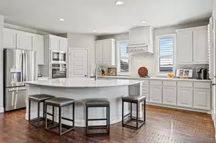 348 Magnolia Dr, Van Alstyne, TX 75495 - Photo 9