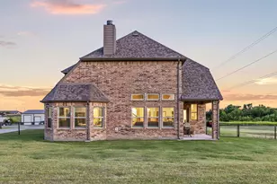 348 Magnolia Dr, Van Alstyne, TX 75495 - Photo 33