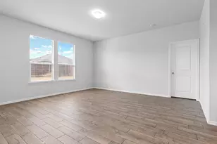 8645 Mirror Lk Dr, Fort Worth, TX 76179 - Photo 7