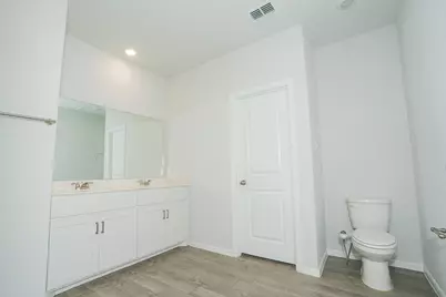 8645 Mirror Lake Drive, Fort Worth, TX 76179 - Photo 9
