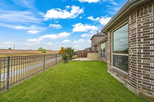 3813 Brinkley Dr, Celina, TX 75009 - Photo 35