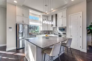 1838 Stevens Bluff Ln, Dallas, TX 75208 - Photo 9