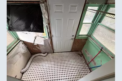 103 W 3rd Street, Barry, TX 75102 - Photo 37