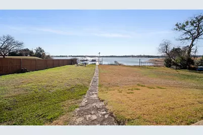 155 Lakeshore Drive, Waxahachie, TX 75165 - Photo 5