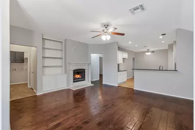 308 Black Bear Drive, McKinney, TX 75071 - Photo 3