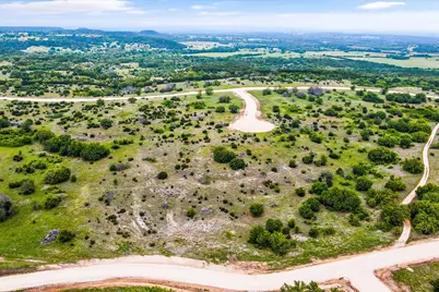 1102 Bluffview Ct, Glen Rose, TX 76043 - Photo 9