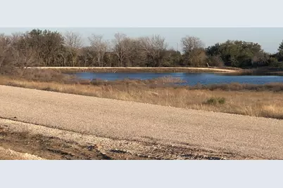 1102 Bluffview Ct, Glen Rose, TX 76043 - Photo 21