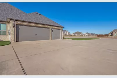 8210 Palmer Lane, Waxahachie, TX 75167 - Photo 3