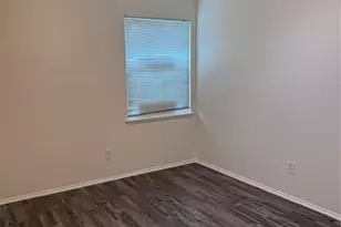 5801 Trego Cir, The Colony, TX 75056 - Photo 9